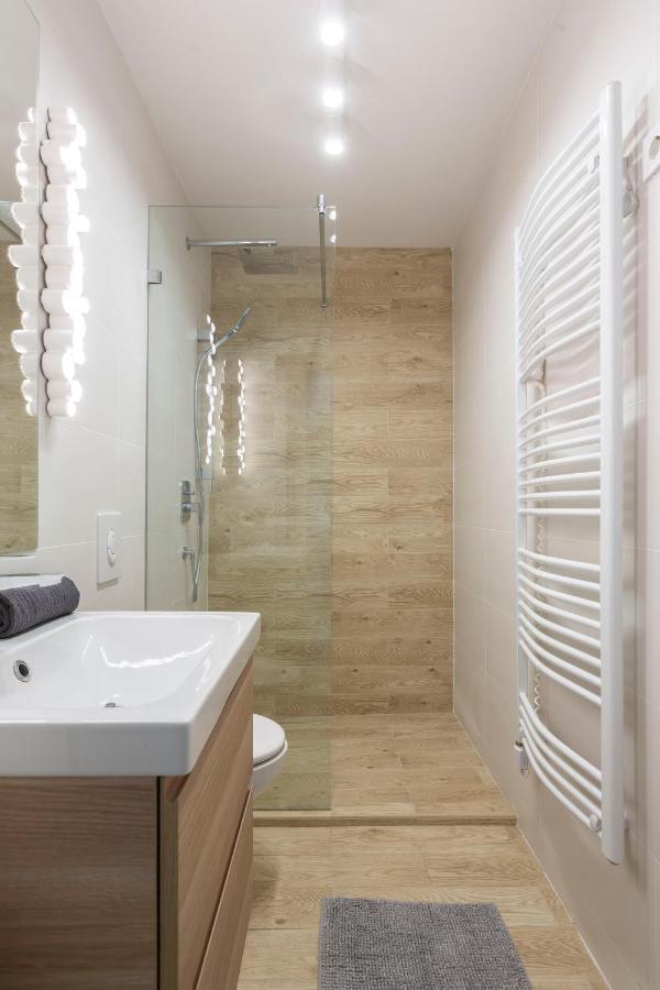 Unique Central 3 Floor Home With 4Bdrm, 3Bthrm Budapest Exterior foto